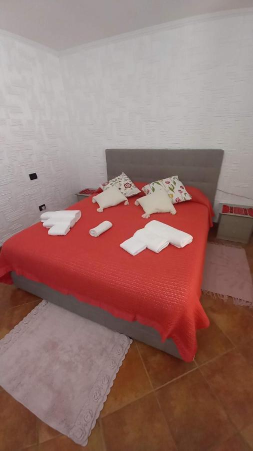 Appartamento In Zona Residenziale 오로세 외부 사진