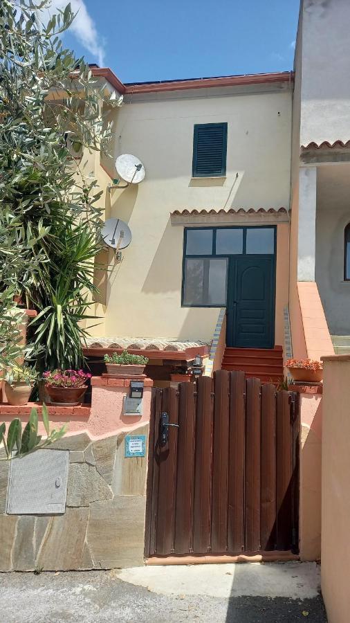 Appartamento In Zona Residenziale 오로세 외부 사진